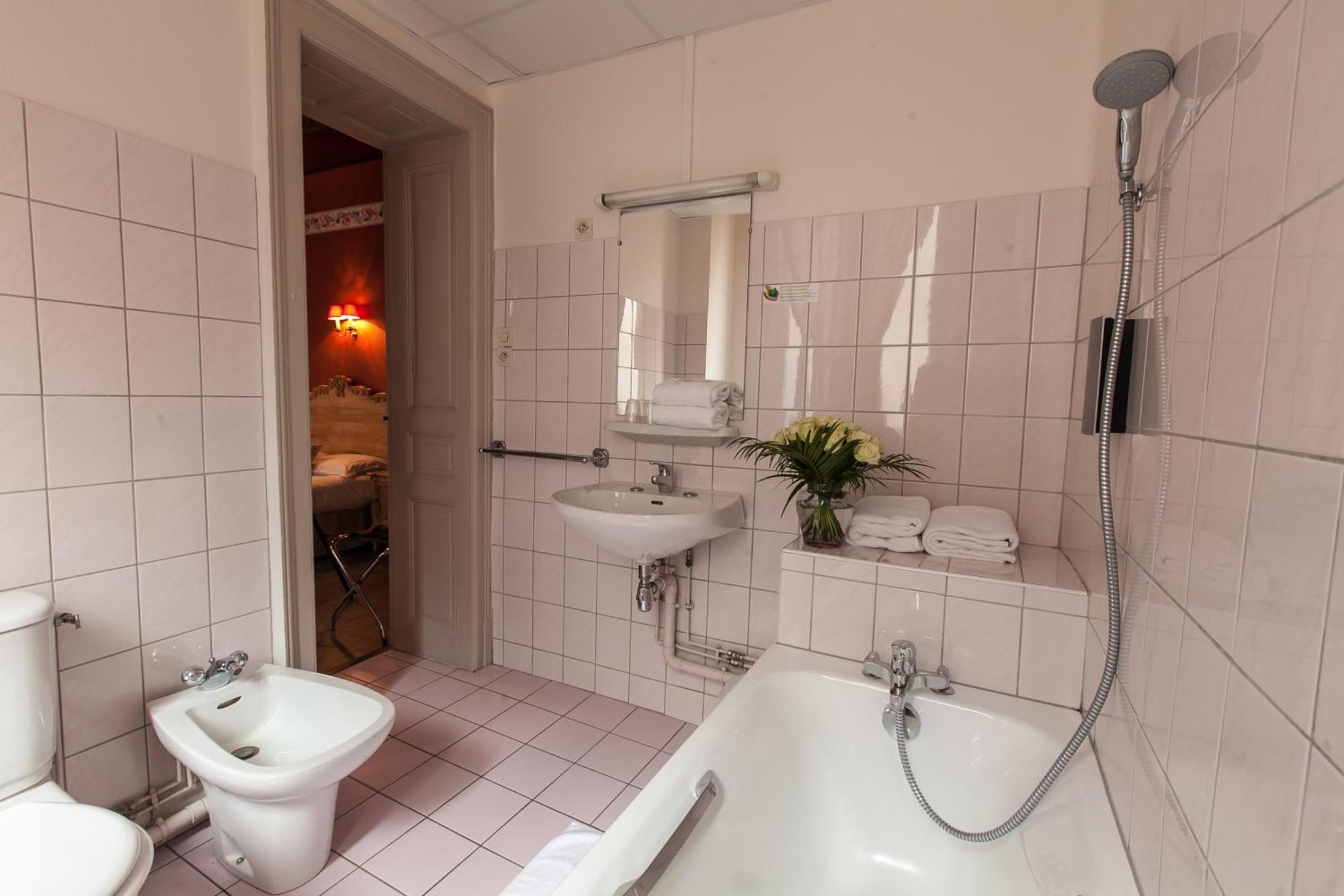 Brit Hotel Bristol Montbeliard Centre Exterior photo