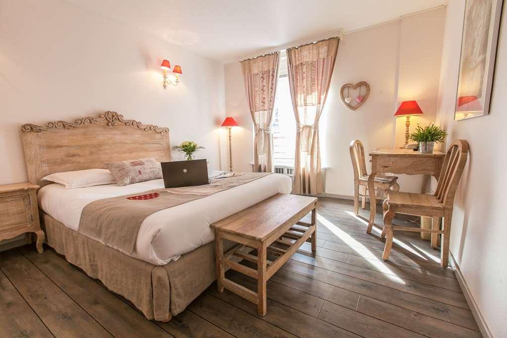 Brit Hotel Bristol Montbeliard Centre Room photo