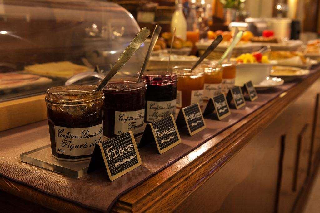 Brit Hotel Bristol Montbeliard Centre Restaurant photo